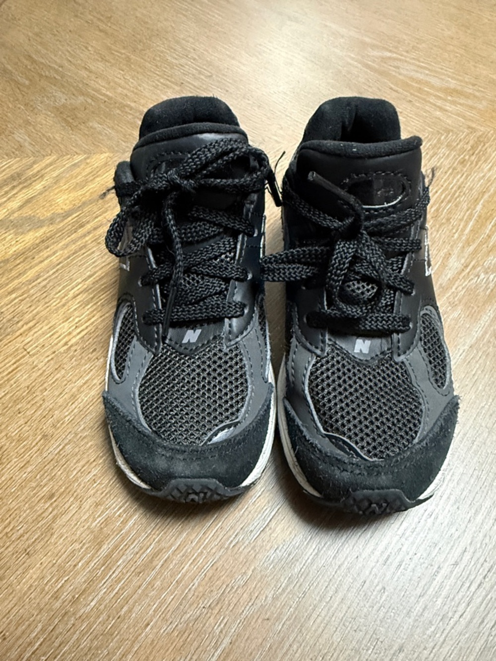 New Balance Kids' 2002R Sneakers - Black/Black/Tire Black